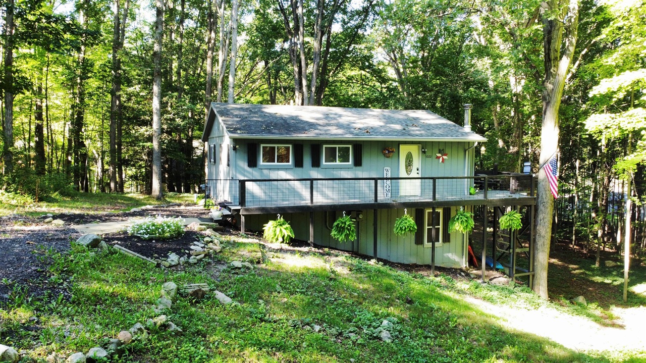 Photo 1 of Single family home for sale at 1022 Circle Dr, Lake Isabella, MI 48893 | MLS# 70559494 | Listing updated on 2026-09-18