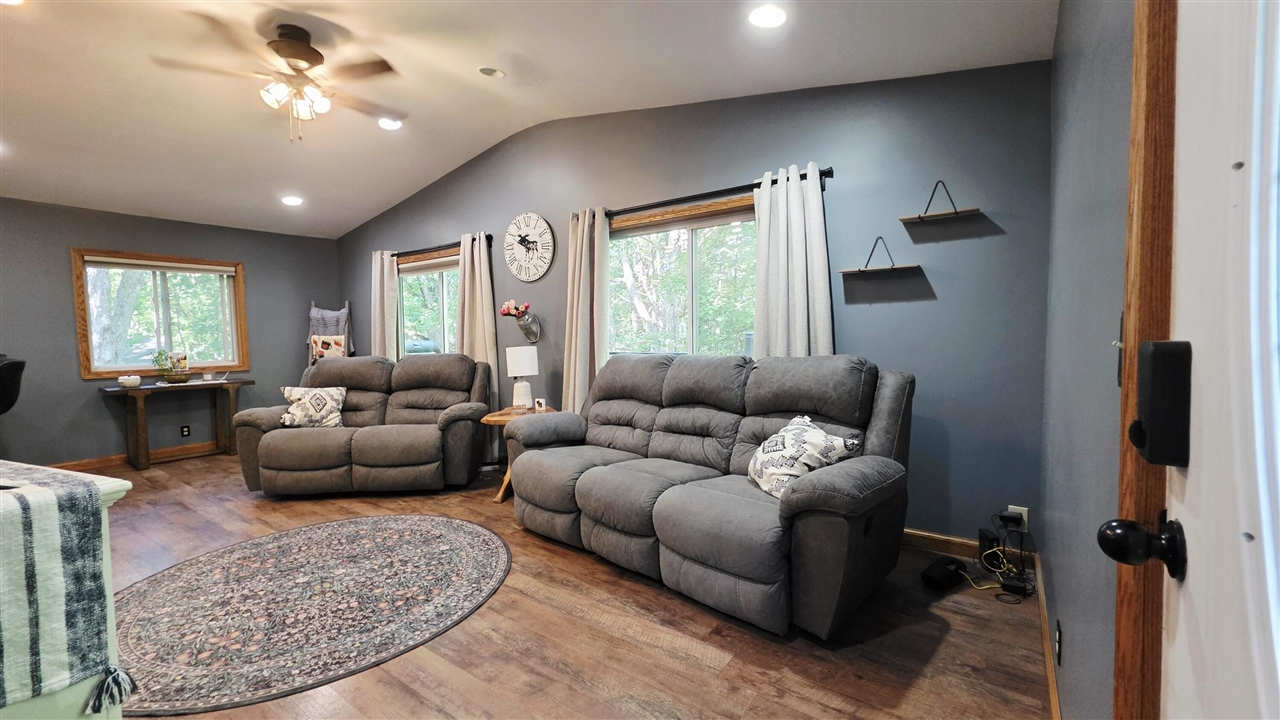 Photo 3 of Single family home for sale at 1022 Circle Dr, Lake Isabella, MI 48893 | MLS# 70559494 | Listing updated on 2026-09-18