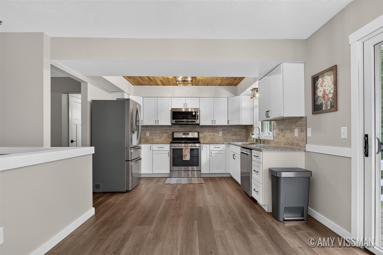 Photo 3 of Sale Pending at 3688 Oak Meadow Ln, Lowell, MI 49331 | MLS# 70559550 | Listing updated on 2026-10-03