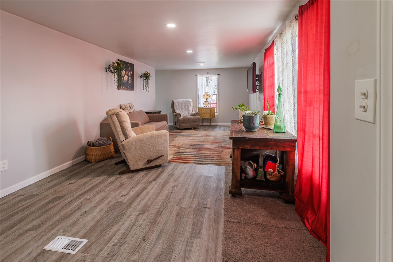 Photo 4 of Single family home for sale at 3541 Pine Knob St, Grand Rapids, MI 49544 | MLS# 70559625 | Listing updated on 2026-09-19