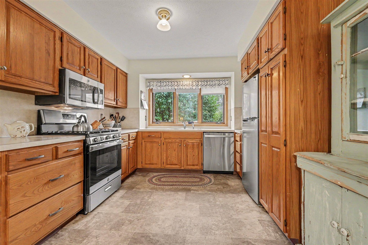 Photo 2 of Condo for sale at 3114 Maple Villa Dr, Grand Rapids, MI 49508 | MLS# 70559718 | Listing updated on 2026-09-24