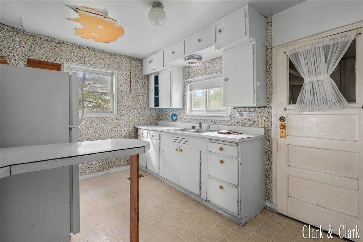 Photo 3 of Single family home for sale at 10549 Northland Dr, Rockford, MI 49341 | MLS# 70559794 | Listing updated on 2026-09-25