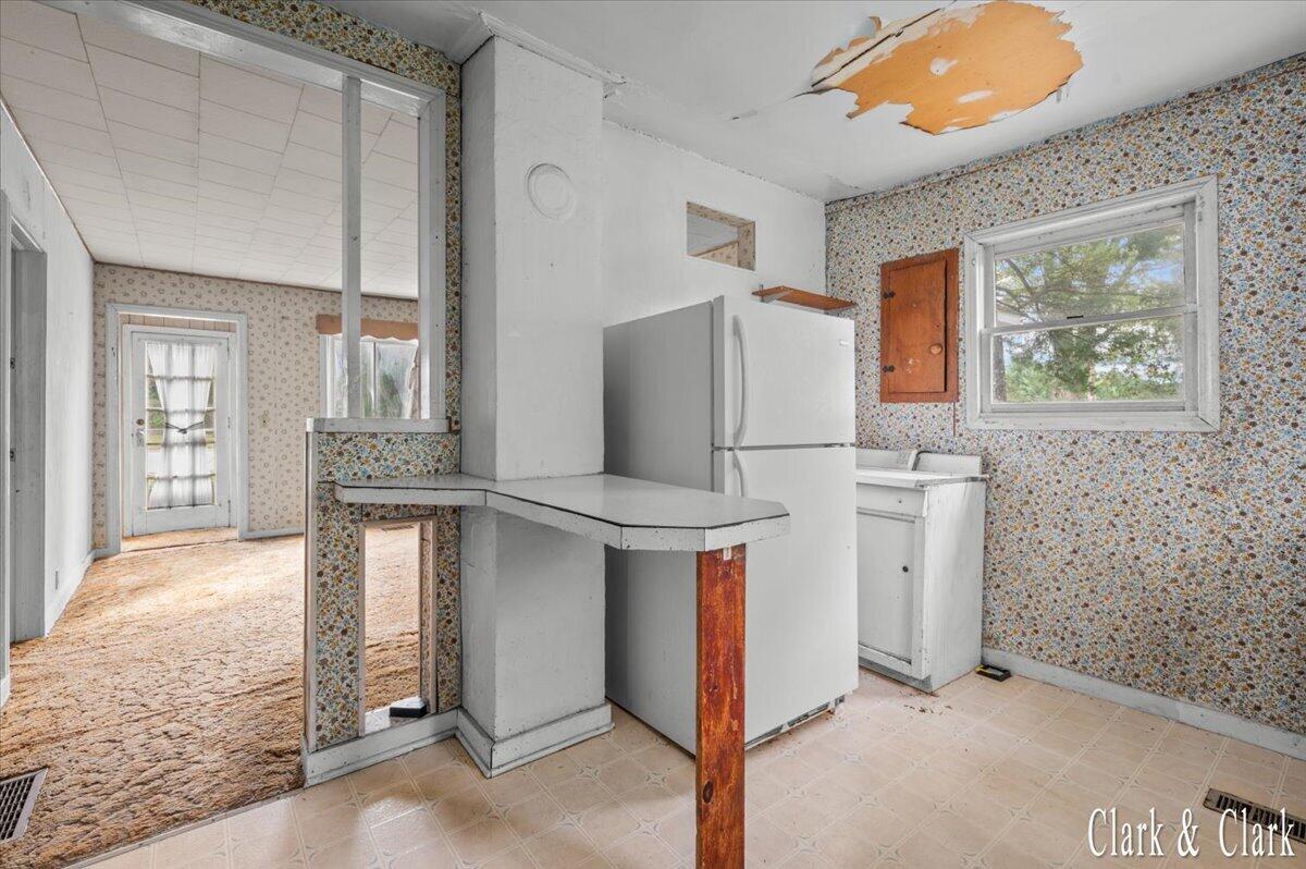 Photo 4 of Single family home for sale at 10549 Northland Dr, Rockford, MI 49341 | MLS# 70559794 | Listing updated on 2026-09-25