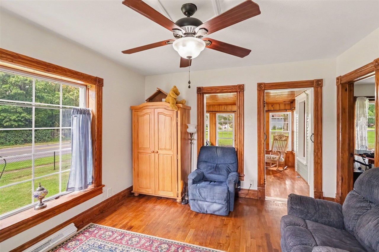 Photo 4 of Sale Pending at 21972 Bedford Rd, Battle Creek, MI 49017 | MLS# 70559948 | Listing updated on 2026-09-24