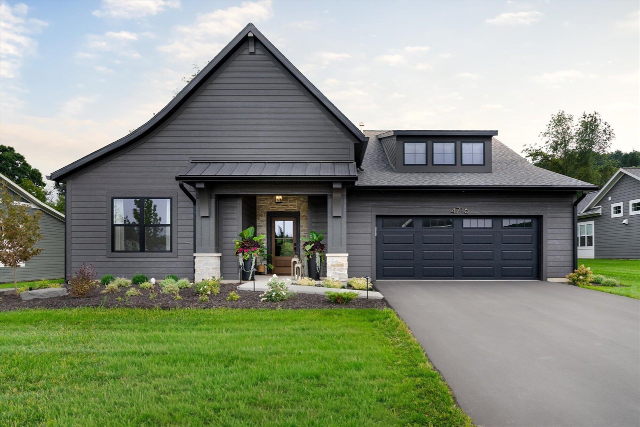 Single family home for sale at 4704 Knapp Blf Dr, Grand Rapids, MI 49525 | MLS# 70560018 | Listing updated on 2026-09-22