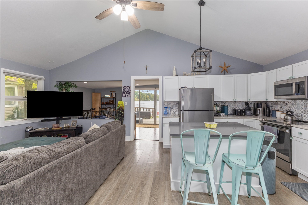 Photo 3 of Single family home for sale at 800 Kimberly Dr, Sparta, MI 49345 | MLS# 70560035 | Listing updated on 2026-10-02