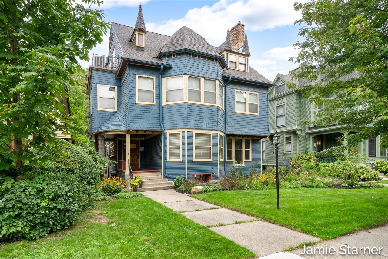 Single family home for sale at 60 College Ave, Grand Rapids, MI 49503 | MLS# 70560048 | Listing updated on 2026-09-23