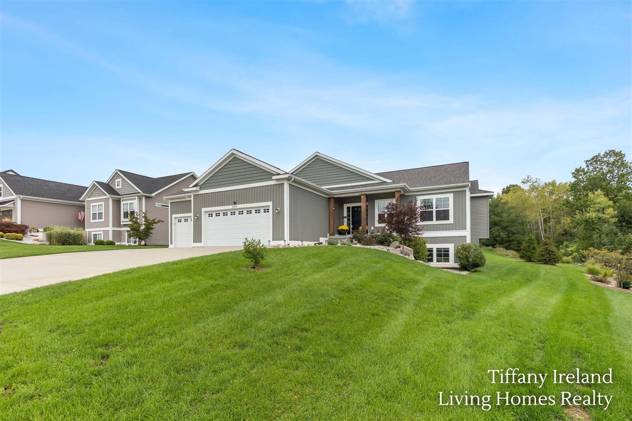 Photo 3 of Single family home for sale at 6310 Bentley Dr, Belmont, MI 49306 | MLS# 70560089 | Listing updated on 2026-10-05