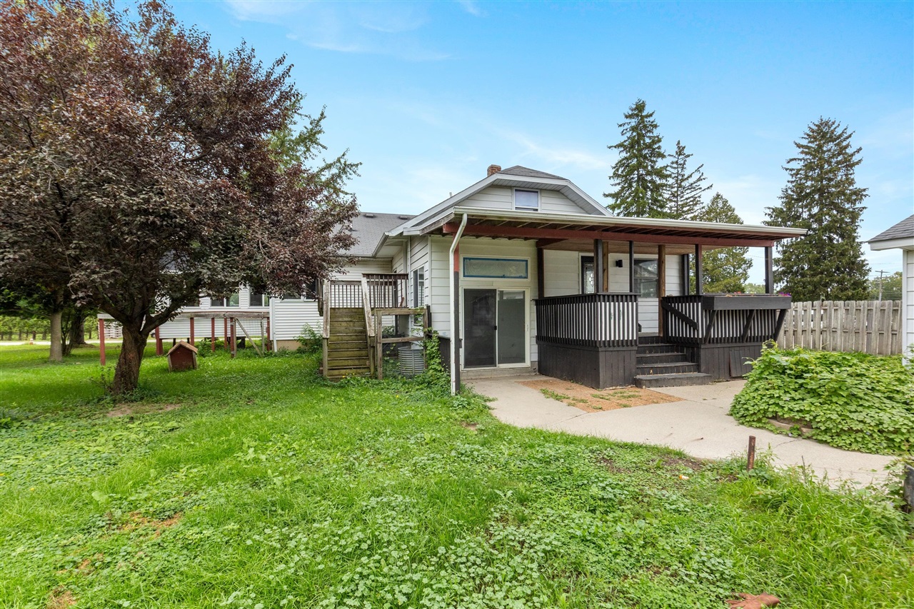 Photo 2 of Single family home for sale at 4032 Richmond St, Grand Rapids, MI 49534 | MLS# 70560110 | Listing updated on 2026-09-24