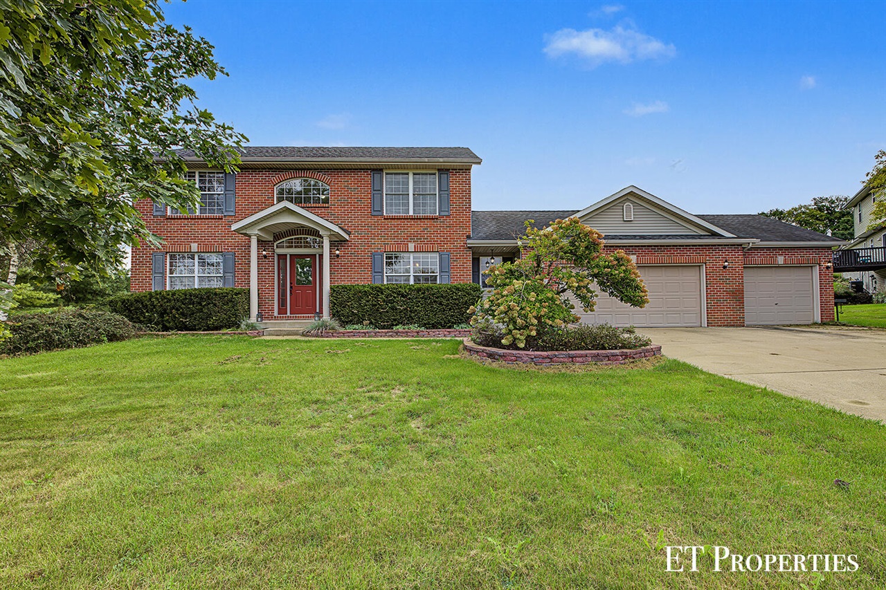 Photo 2 of Single family home for sale at 8954 Lady Lauren Dr, Rockford, MI 49341 | MLS# 70560216 | Listing updated on 2026-10-01