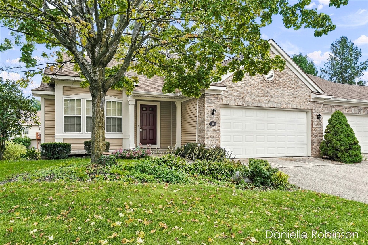 Photo 2 of Sale Pending at 54 Aspen Ln, Grand Rapids, MI 49546 | MLS# 70560226 | Listing updated on 2026-09-24