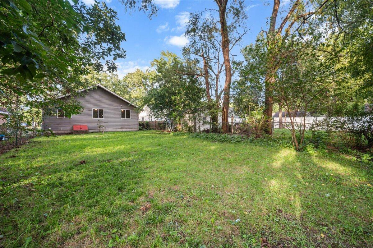 Photo 4 of Single family home for sale at 216 Maplelawn St, Grand Rapids, MI 49548 | MLS# 70560263 | Listing updated on 2026-09-24