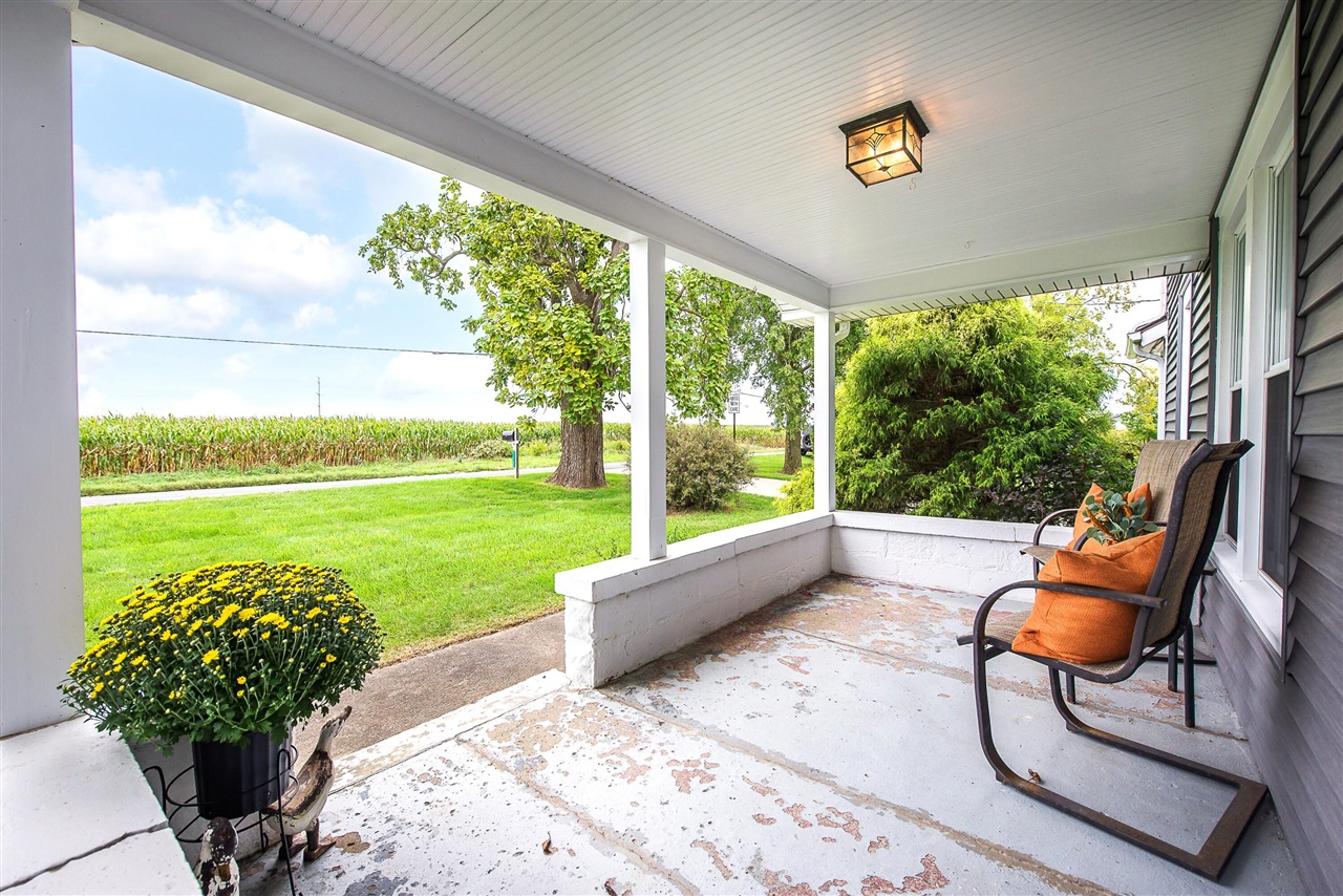 Photo 3 of Single family home for sale at 11735 Stony Crk Rd, Milan, MI 48160 | MLS# 70560333 | Listing updated on 2026-10-02