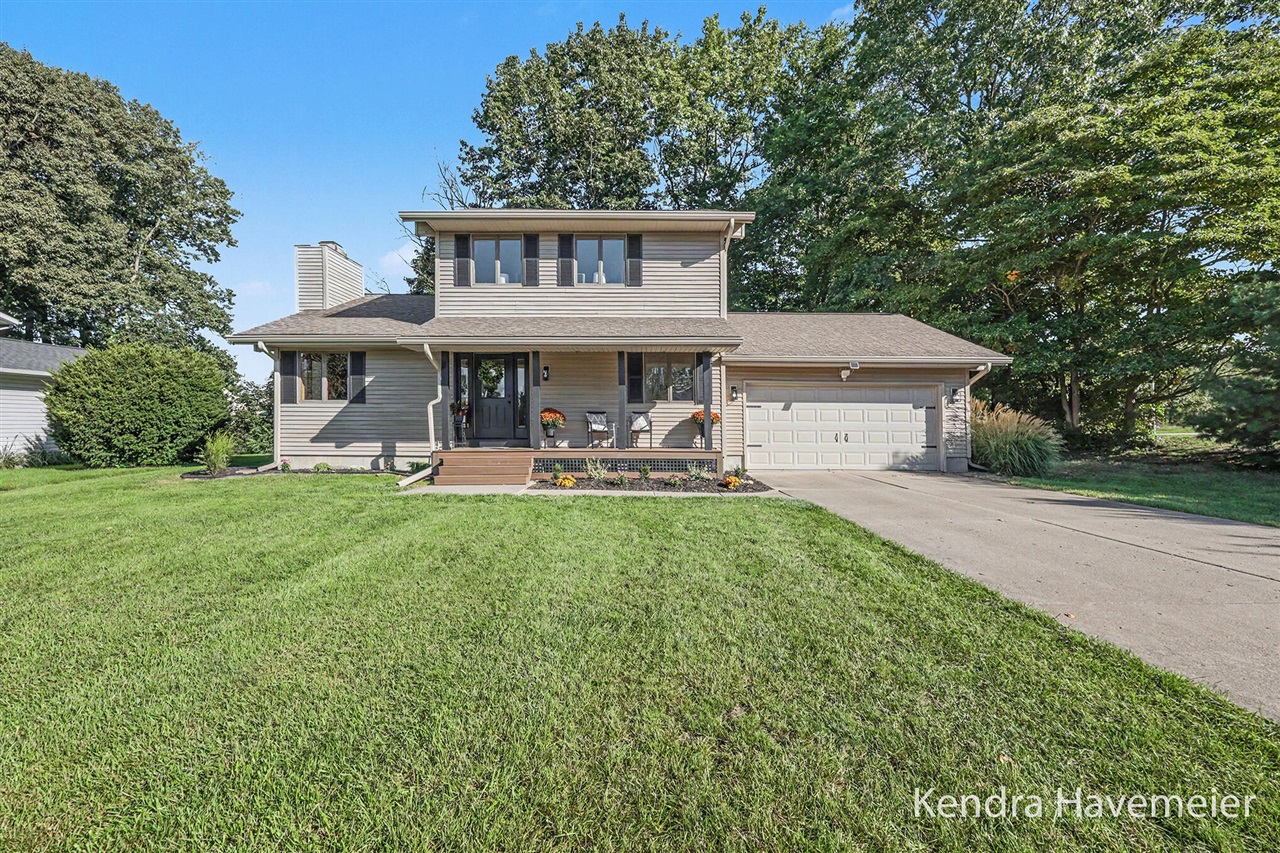 Photo 1 of Single family home for sale at 6785 Gran Via Dr, Rockford, MI 49341 | MLS# 70560405 | Listing updated on 2026-10-06