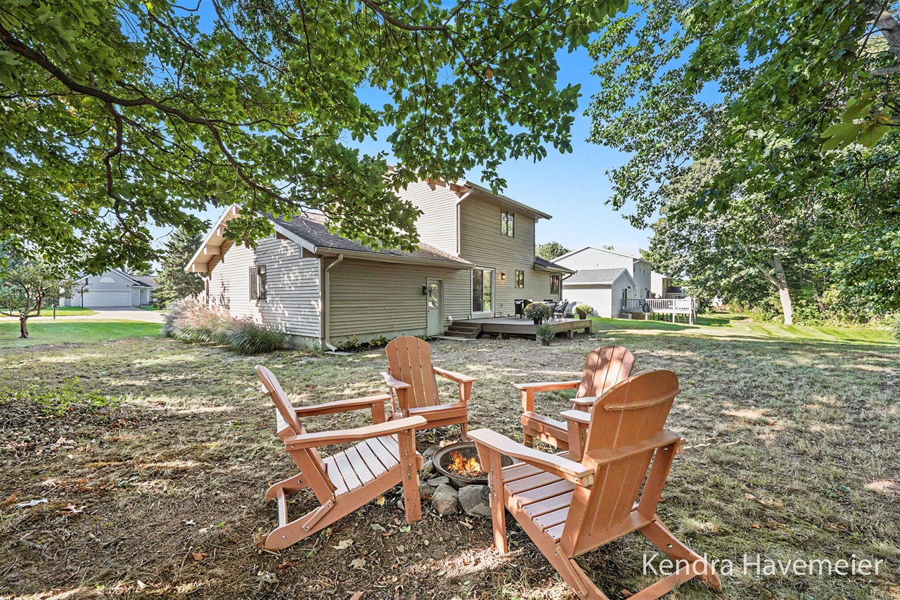 Photo 3 of Single family home for sale at 6785 Gran Via Dr, Rockford, MI 49341 | MLS# 70560405 | Listing updated on 2026-10-06