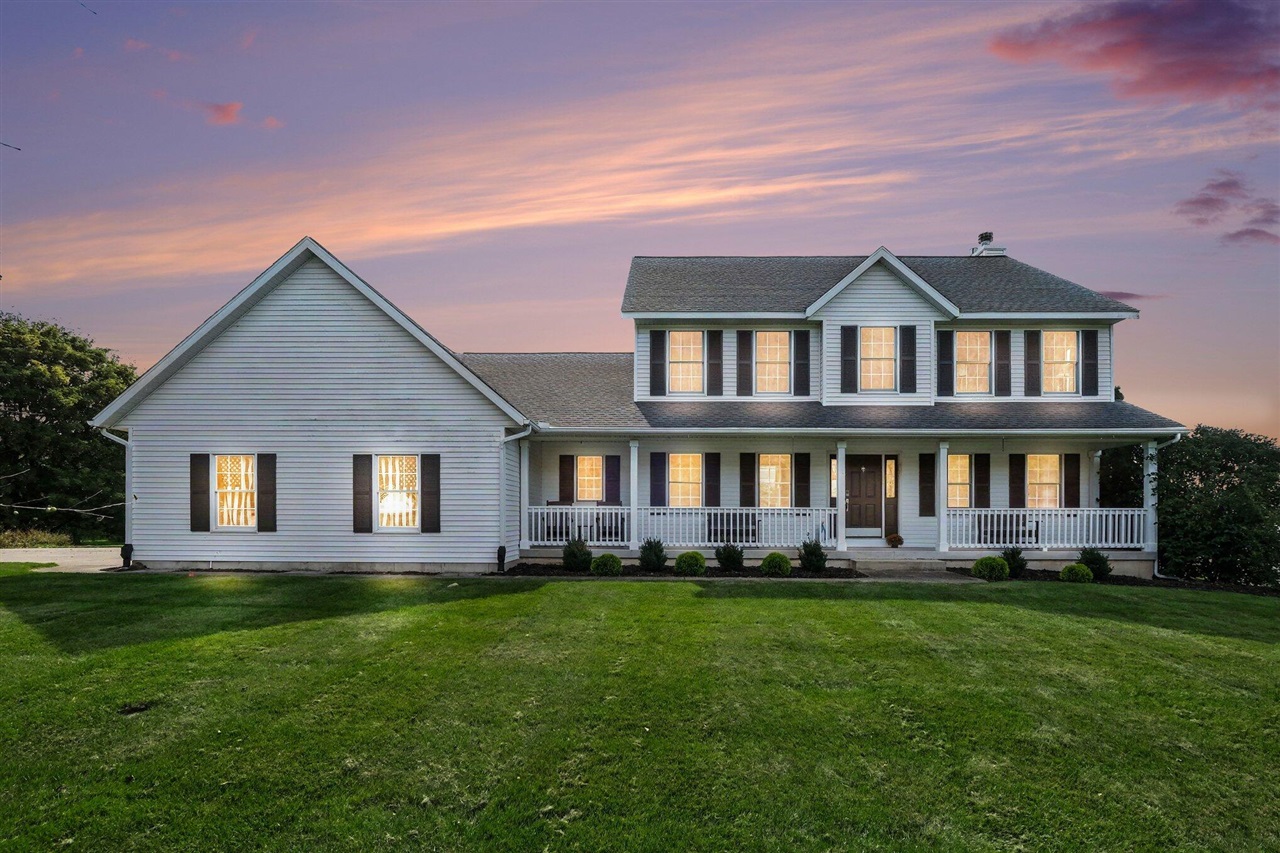 Photo 1 of Single family home for sale at 8550 Fowler Ct, Rockford, MI 49341 | MLS# 70560456 | Listing updated on 2026-10-01