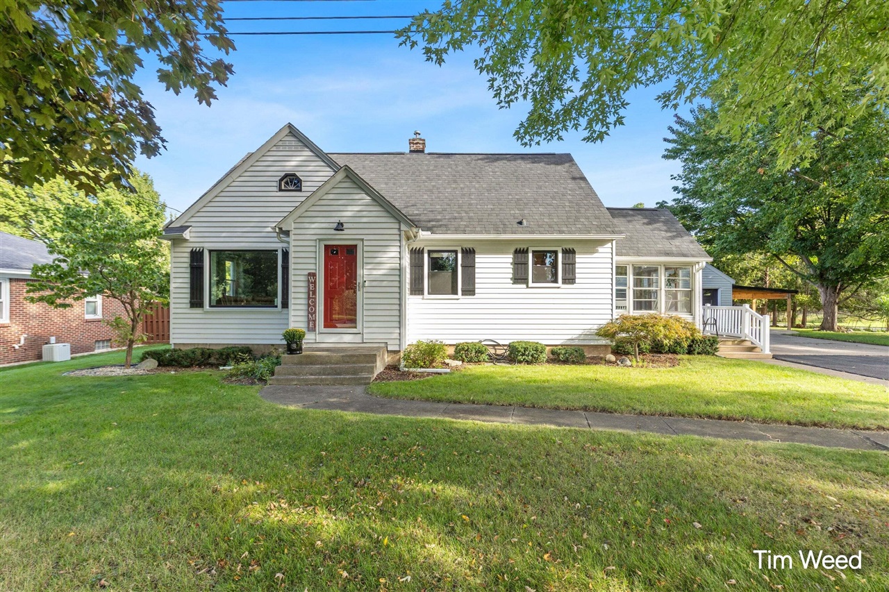 Single family home for sale at 2241 52nd Street, Grand Rapids, MI 49508 | MLS# 70560484