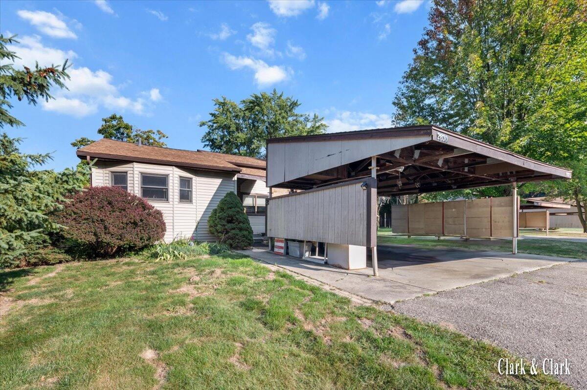 Photo 1 of Condo for sale at 2630 Chatham Woods Dr, Grand Rapids, MI 49546 | MLS# 70560523 | Listing updated on 2026-09-30