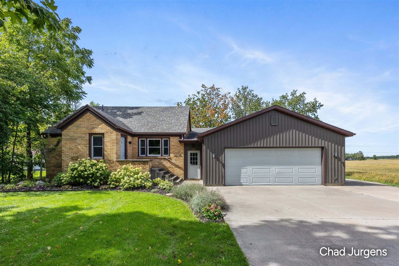 Photo 1 of Single family home for sale at 9379 Kalamazoo Ave, Caledonia, MI 49316 | MLS# 70560527 | Listing updated on 2026-09-29