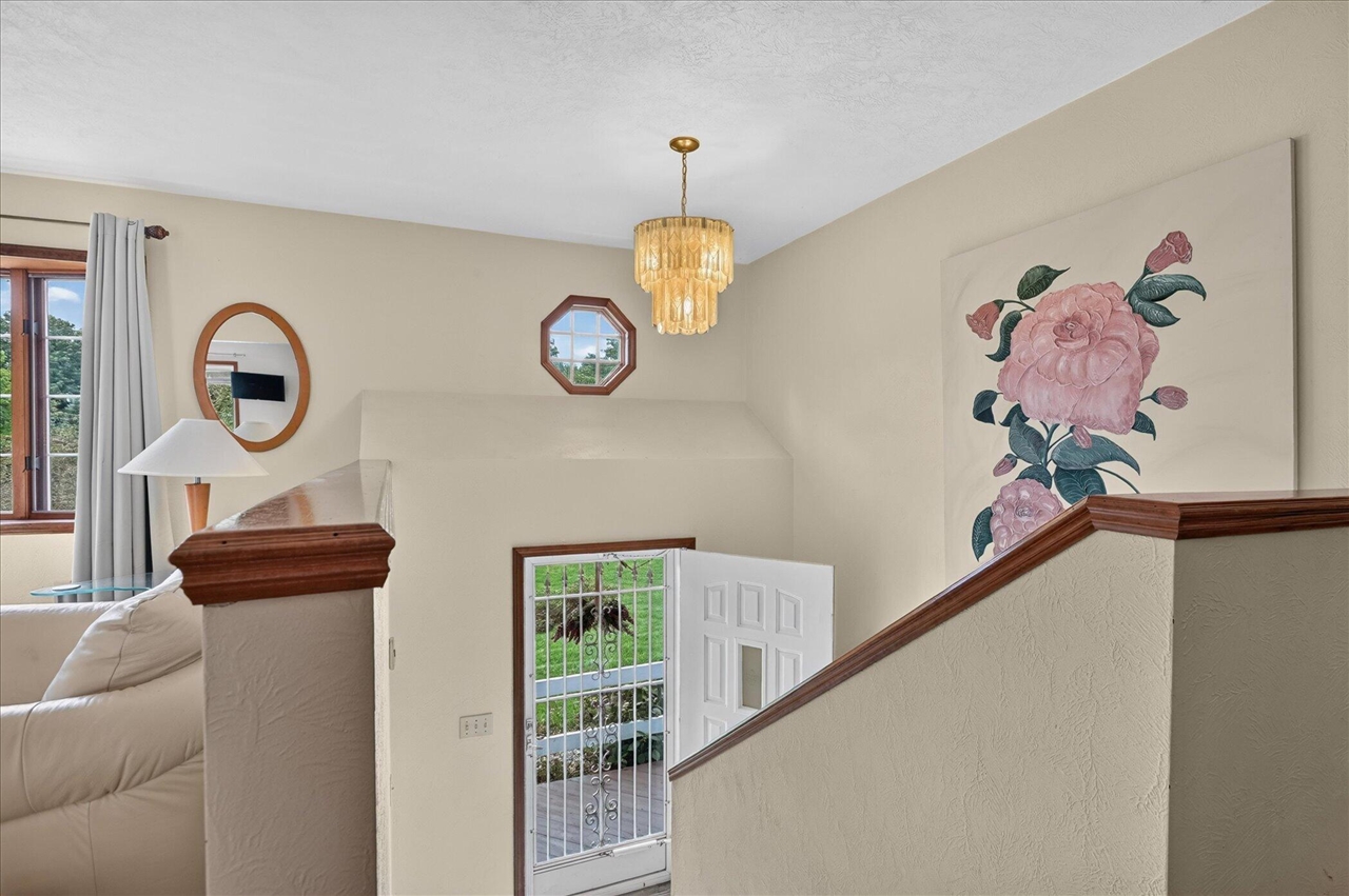 Photo 4 of Sale Pending at 22216 E Avenue, Battle Creek, MI 49017 | MLS# 70560582 | Listing updated on 2026-10-05