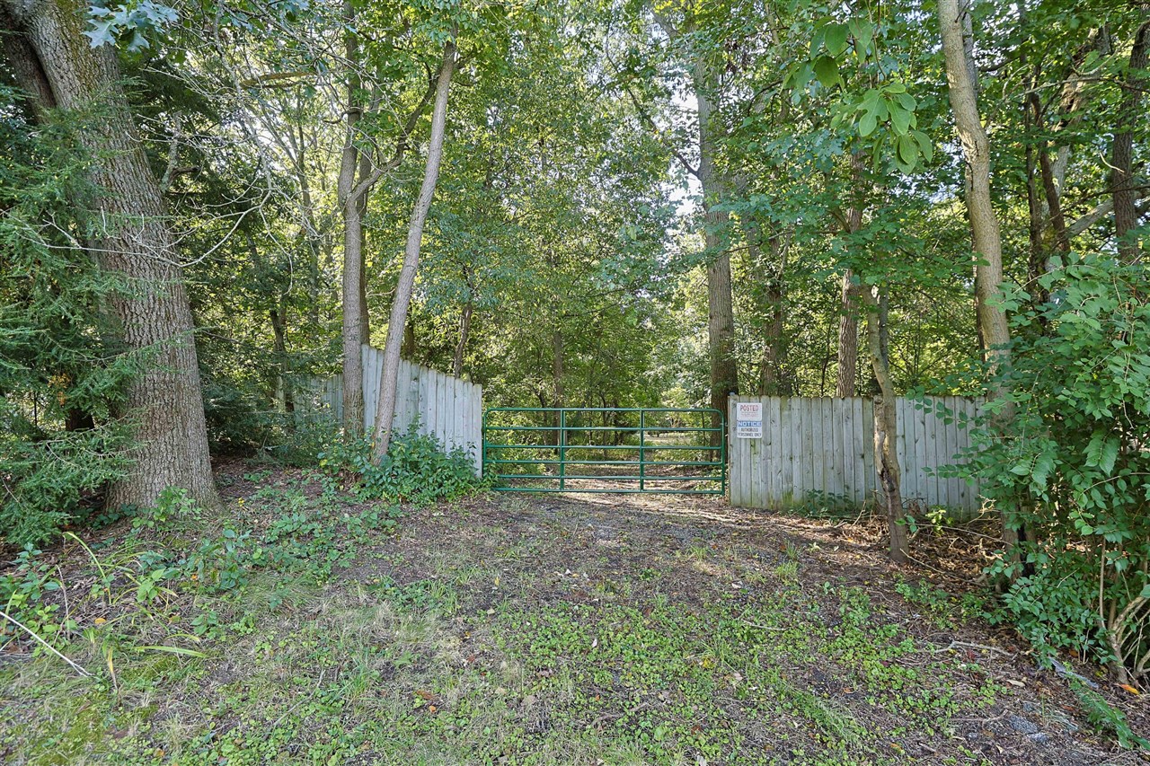 Land for sale at 0 Vl Earl St, Niles, MI 49120 | MLS# 70560586
