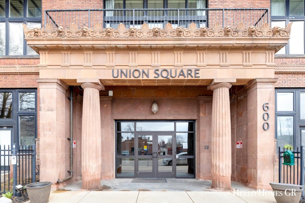 Condo for sale at 600 Broadway Ave #608, Grand Rapids, MI 49504 | MLS# 70560614