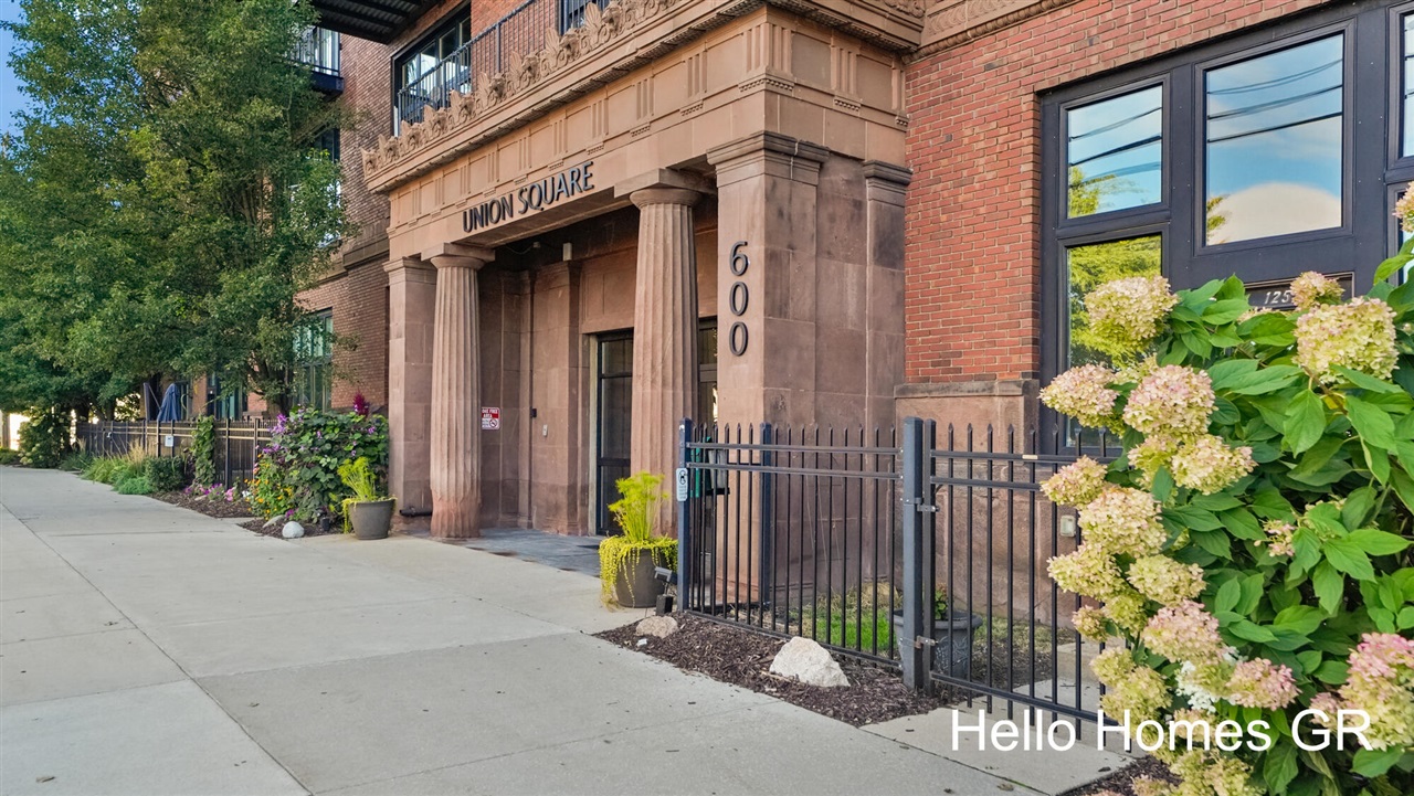 Photo 2 of Condo for sale at 600 Broadway Ave #608, Grand Rapids, MI 49504 | MLS# 70560614 | Listing updated on 2026-10-03