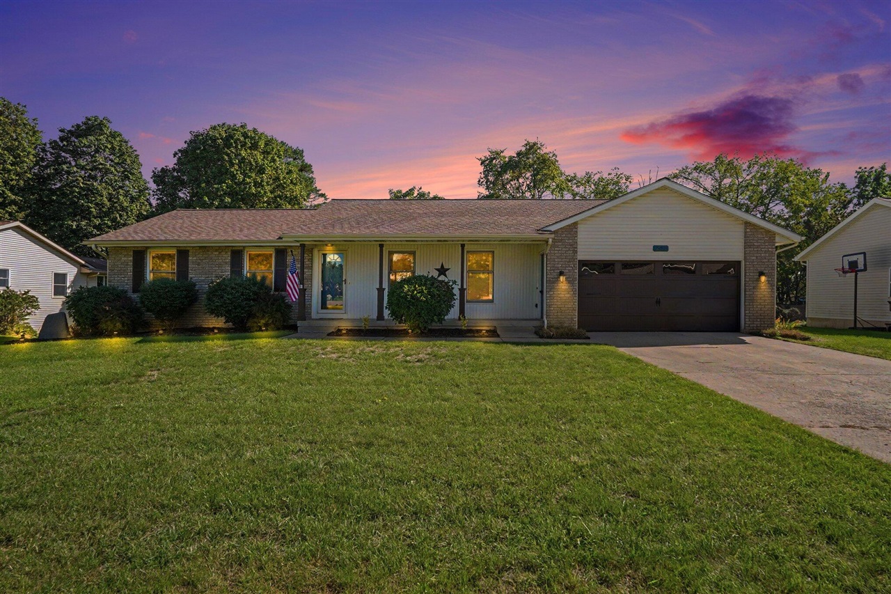 Photo 2 of Single family home for sale at 2522 Randall Ave, Grand Rapids, MI 49534 | MLS# 70560622 | Listing updated on 2026-10-01