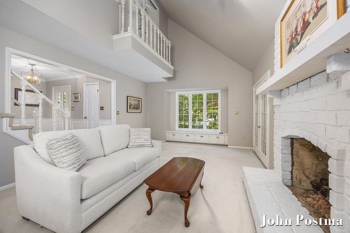 Photo 4 of Sale Pending at 7340 Oliver Woods Dr, Grand Rapids, MI 49546 | MLS# 70560674 | Listing updated on 2026-09-28