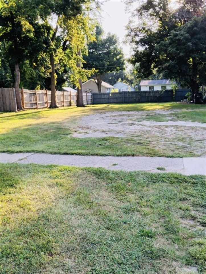 Land for sale at 1145 Broadway, Benton Harbor, MI 49022 | MLS# 70560778