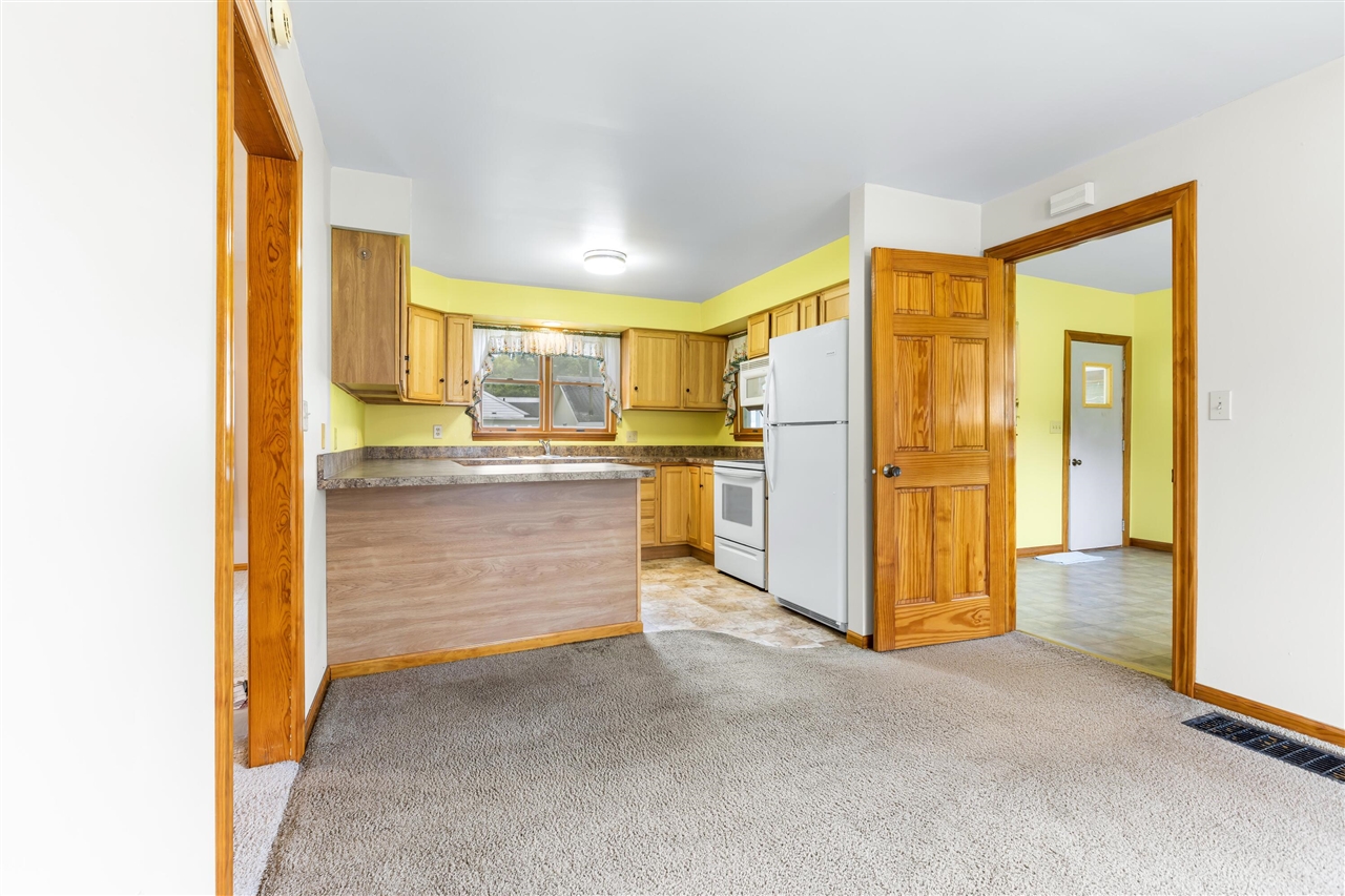 Photo 3 of Single family home for sale at 22303 Bedford Rd, Battle Creek, MI 49017 | MLS# 70560827 | Listing updated on 2026-09-28