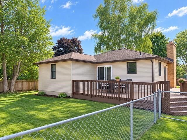 Photo 3 of Single family home for sale at 328 Doris St, Sparta, MI 49345 | MLS# 70560828 | Listing updated on 2026-10-07