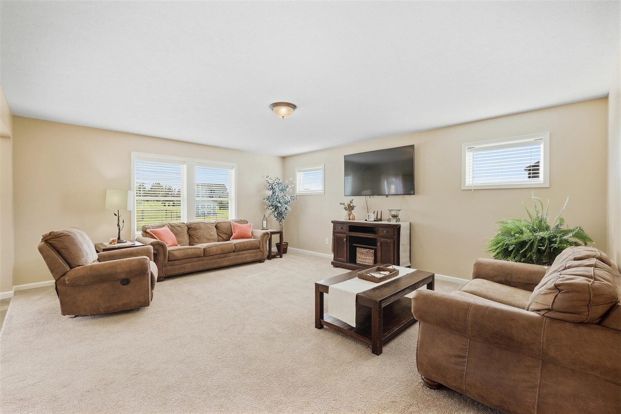 Photo 3 of Single family home for sale at 4400 Little Crk Ct, Cedar Springs, MI 49319 | MLS# 70560906 | Listing updated on 2026-10-05