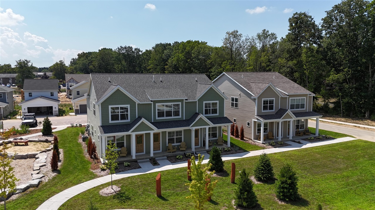 Photo 2 of Condo for sale at 291 Vista Green Dr, Holland, MI 49423 | MLS# 70560909 | Listing updated on 2026-09-30