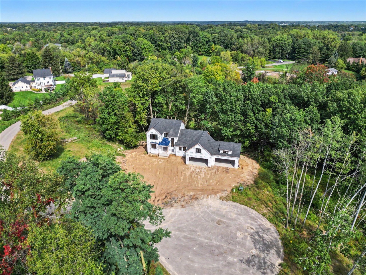 Photo 3 of Single family home for sale at 754 W Sedona Hills Ct, Grand Rapids, MI 49525 | MLS# 70560911 | Listing updated on 2026-09-28