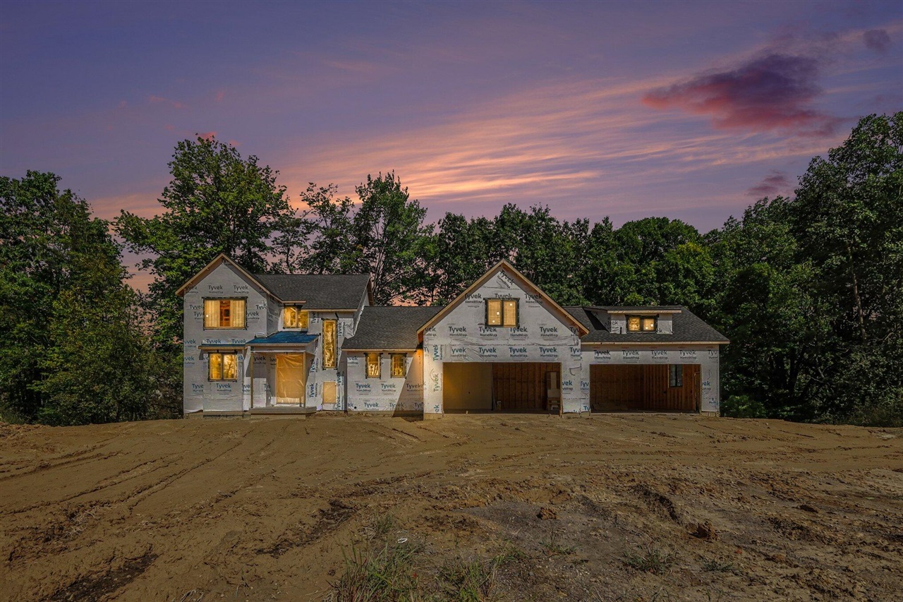 Photo 4 of Single family home for sale at 754 W Sedona Hills Ct, Grand Rapids, MI 49525 | MLS# 70560911 | Listing updated on 2026-09-28