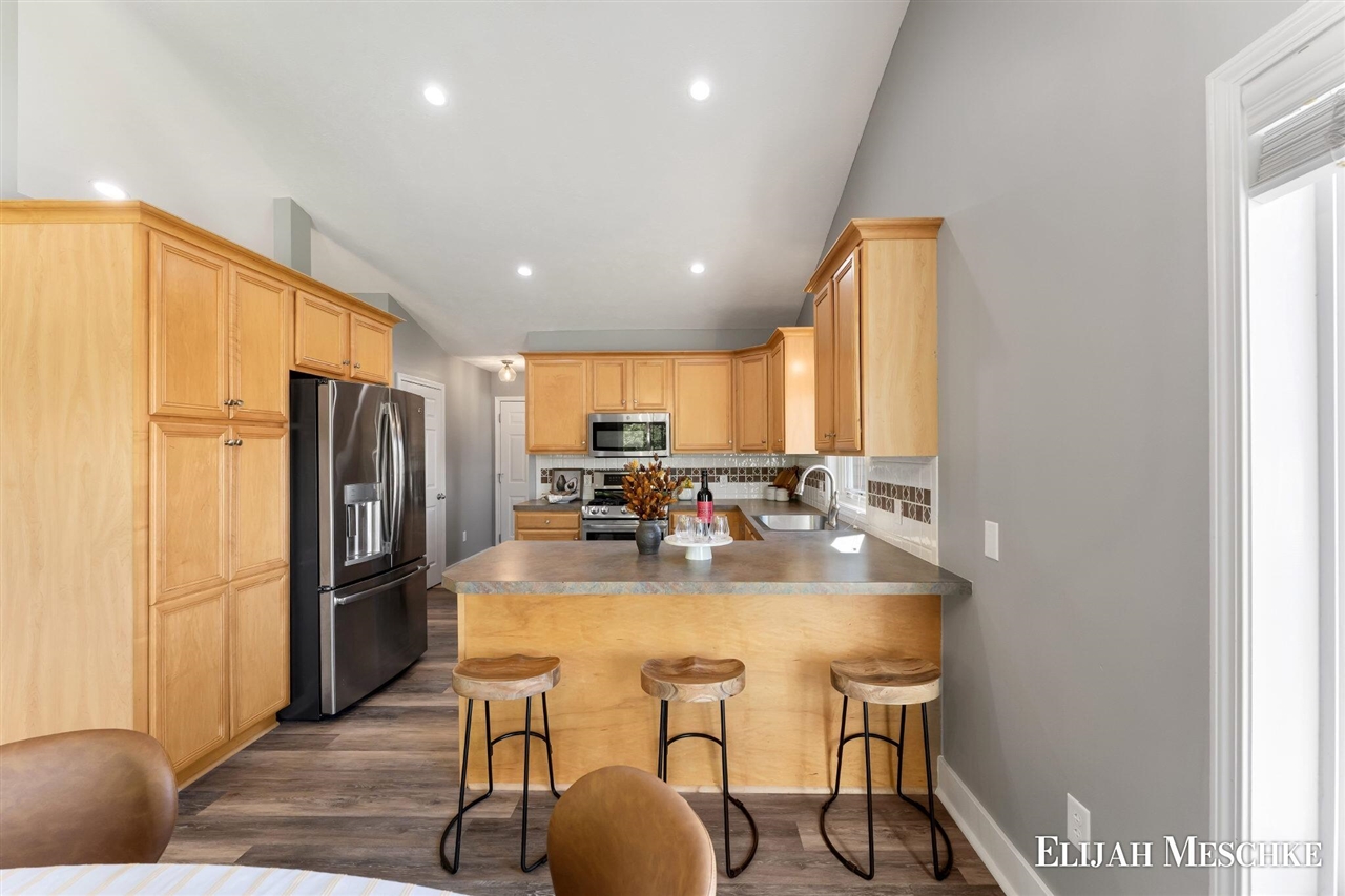 Photo 4 of Single family home for sale at 2026 Orchard Ridge Dr, Grand Rapids, MI 49534 | MLS# 70561032 | Listing updated on 2026-10-06