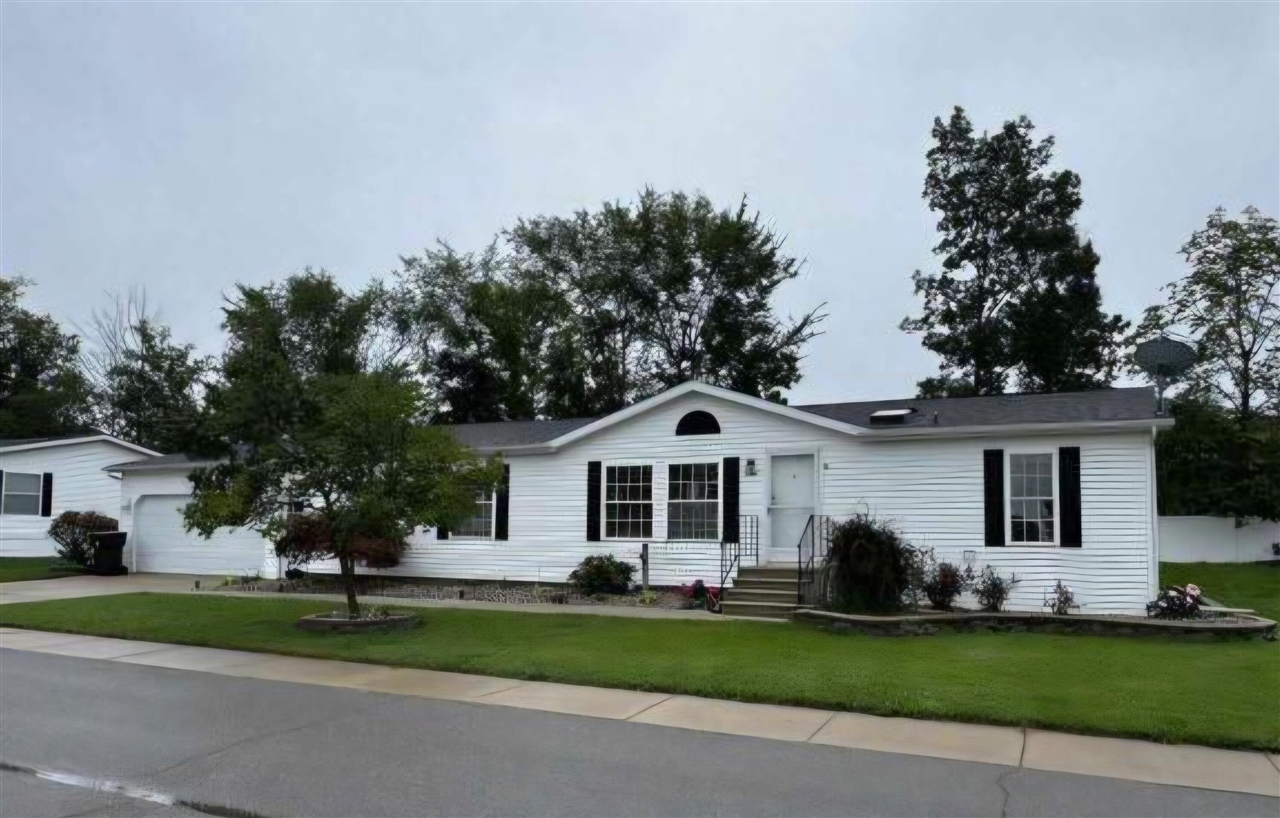 Photo 1 of Single family home for sale at 7440 Gallop Trl, Caledonia, MI 49316 | MLS# 70561247 | Listing updated on 2026-09-30