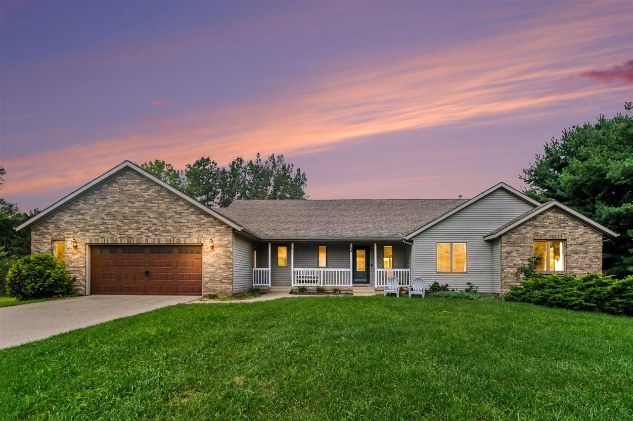 Photo 2 of Sale Pending at 8969 Myers Lake Ave, Rockford, MI 49341 | MLS# 70561257 | Listing updated on 2026-10-05
