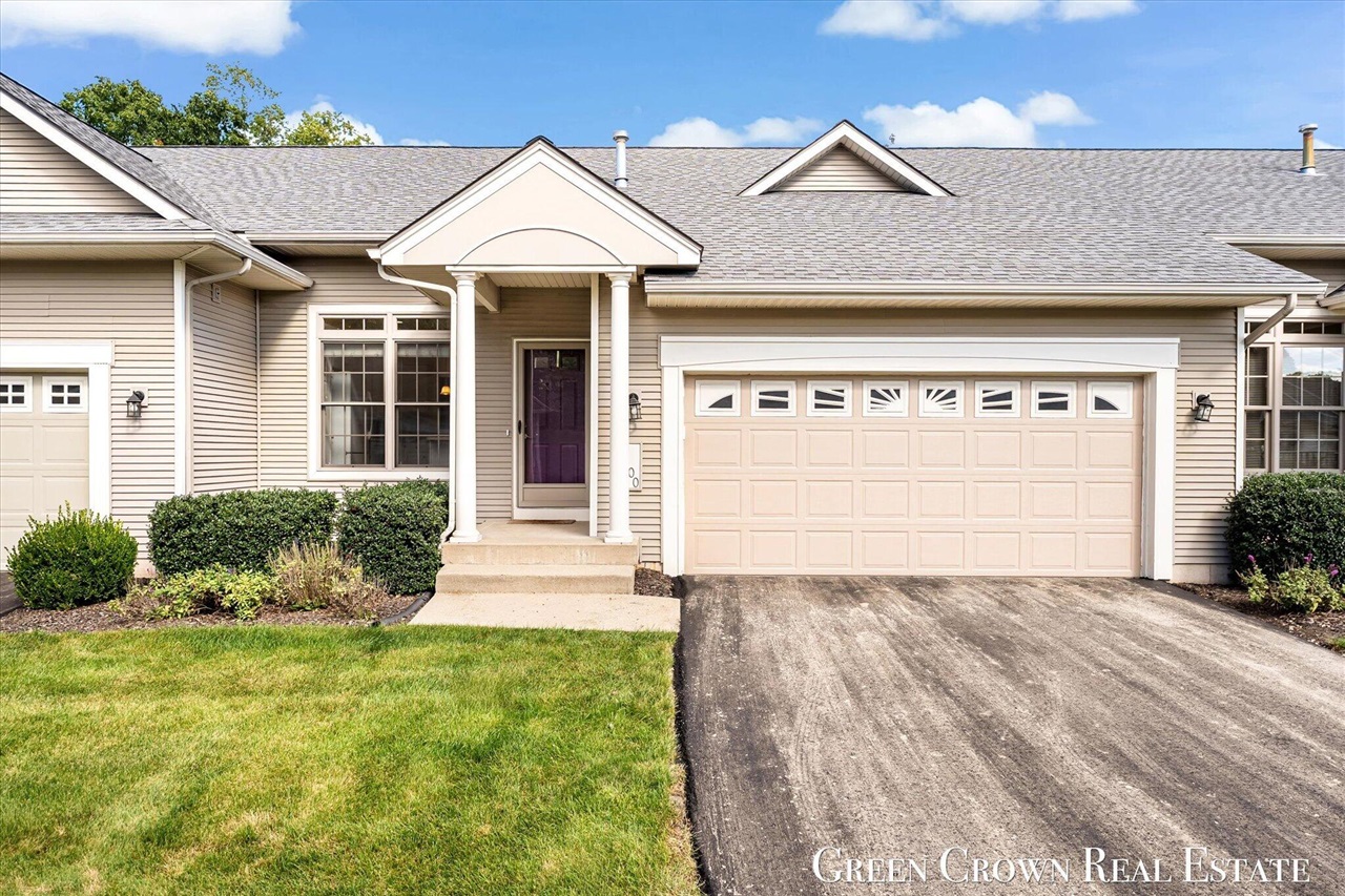 Condo for sale at 1100 Barrington, Grand Rapids, MI 49534 | MLS# 70561333