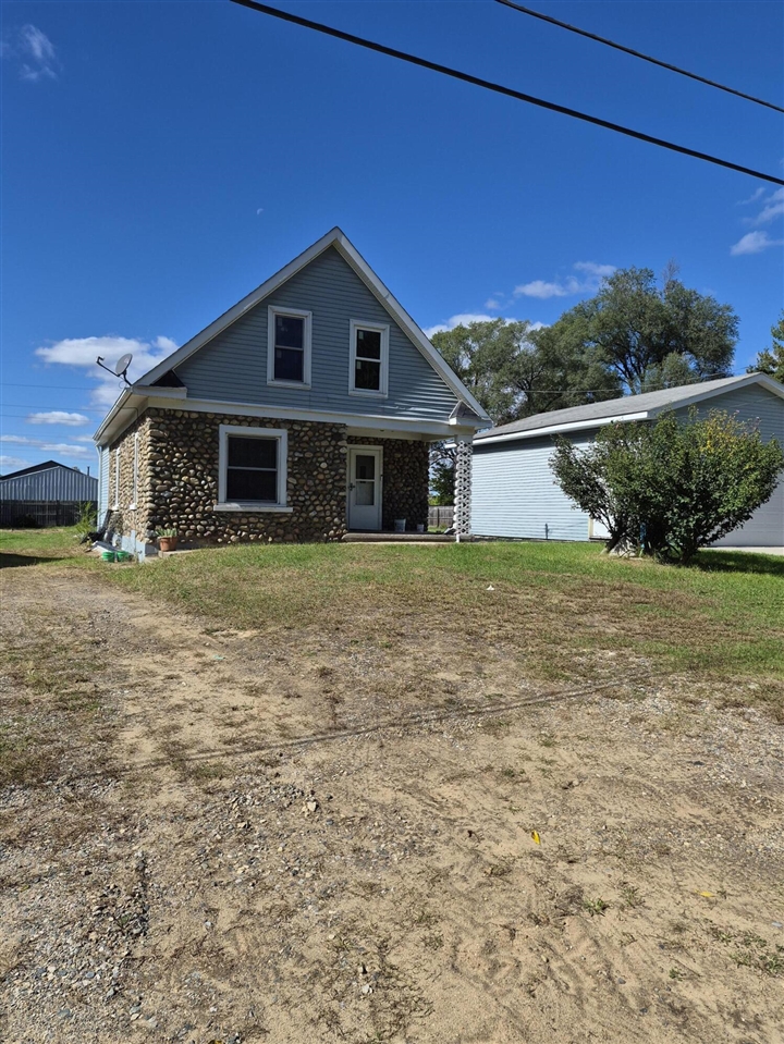Photo 2 of Single family home for sale at 219 La Grange Ave, Battle Creek, MI 49014 | MLS# 70561347 | Listing updated on 2026-10-07