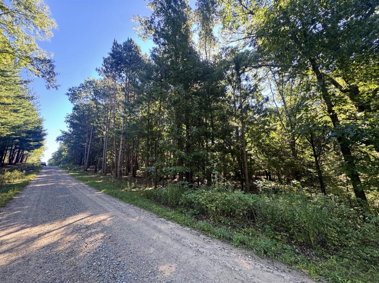 Photo 2 of Land for sale at 8099 Courtland Dr, Rockford, MI 49341 | MLS# 70561389 | Listing updated on 2026-10-06
