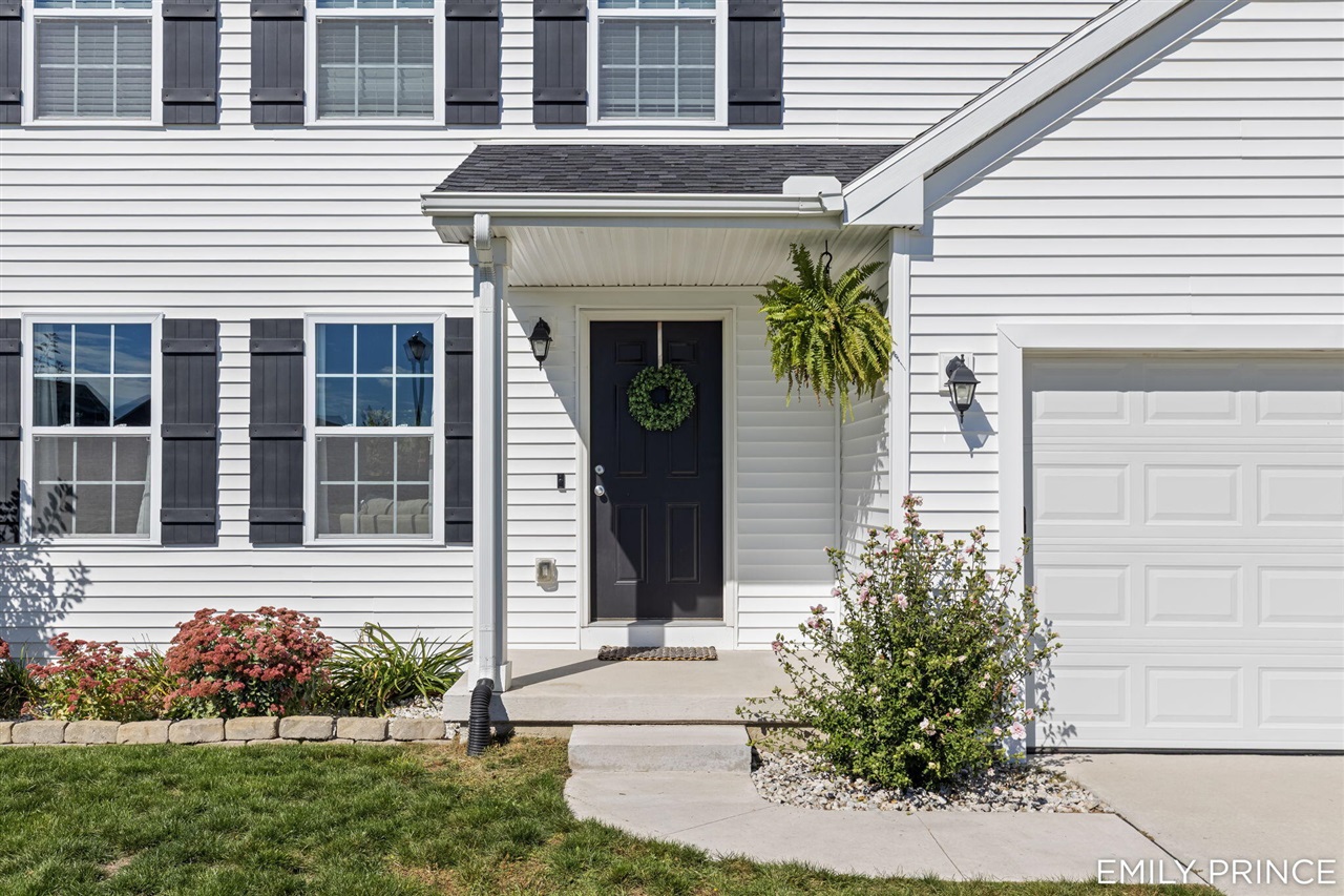 Photo 3 of Single family home for sale at 383 N Tannenbaum Trl, Cedar Springs, MI 49319 | MLS# 70561420 | Listing updated on 2026-10-04