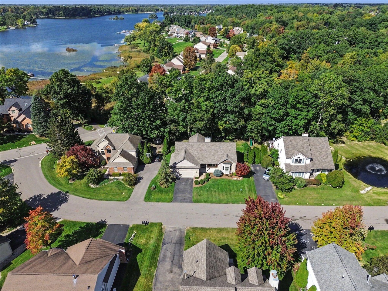 Photo 3 of Single family home for sale at 2603 Ravineside Ln, Howell, MI 48843 | MLS# 70561456 | Listing updated on 2026-09-30