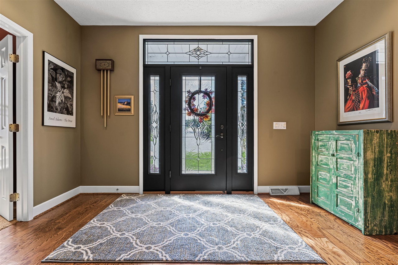 Photo 3 of Single family home for sale at 237 Covington Ct, Grandville, MI 49418 | MLS# 70561466 | Listing updated on 2026-09-30
