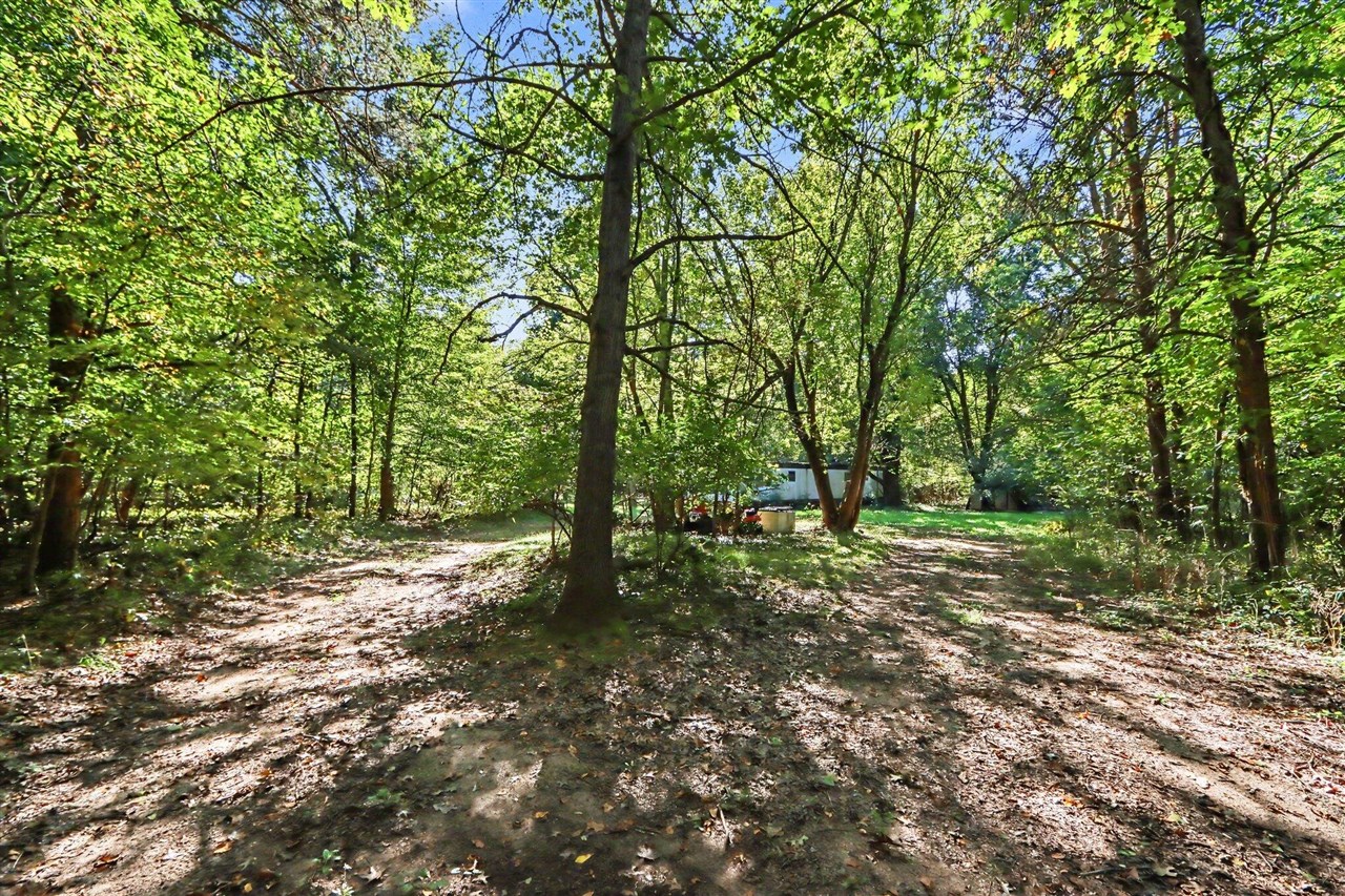 Photo 3 of Sale Pending at 36651 47th Avenue, Paw Paw, MI 49079 | MLS# 70561472 | Listing updated on 2026-10-02