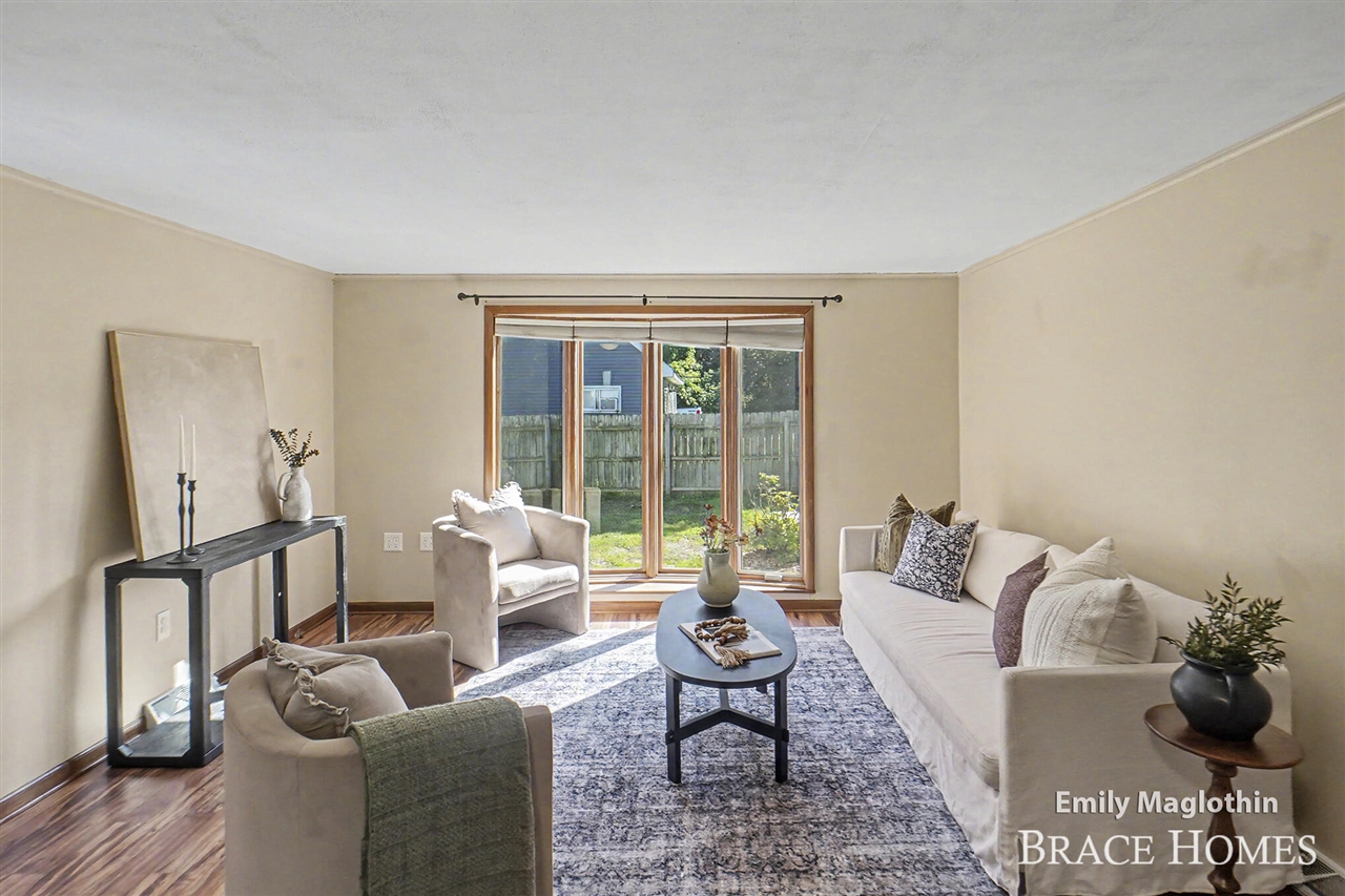 Photo 1 of Single family home for sale at 9422 Sparta Ave, Sparta, MI 49345 | MLS# 70561476 | Listing updated on 2026-09-29