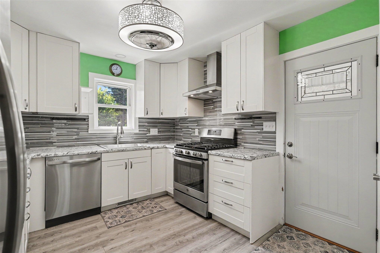 Photo 4 of Single family home for sale at 7514 E Drive, Battle Creek, MI 49014 | MLS# 70561584 | Listing updated on 2026-10-05