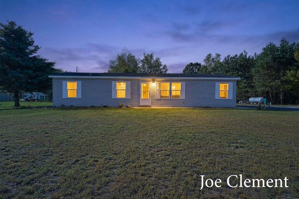 Photo 1 of Single family home for sale at 5600 W Limbaugh Ln, Fremont, MI 49412 | MLS# 70561631 | Listing updated on 2026-10-01
