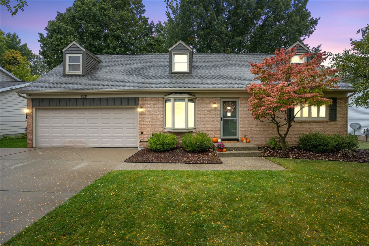 Photo 1 of Sale Pending at 2531 Longmeadow St, Grand Rapids, MI 49504 | MLS# 70561861 | Listing updated on 2026-10-08